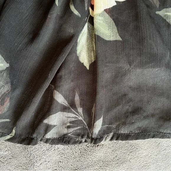 Hollister Halter Black Floral Maxi Size Small - Picture 4 of 5